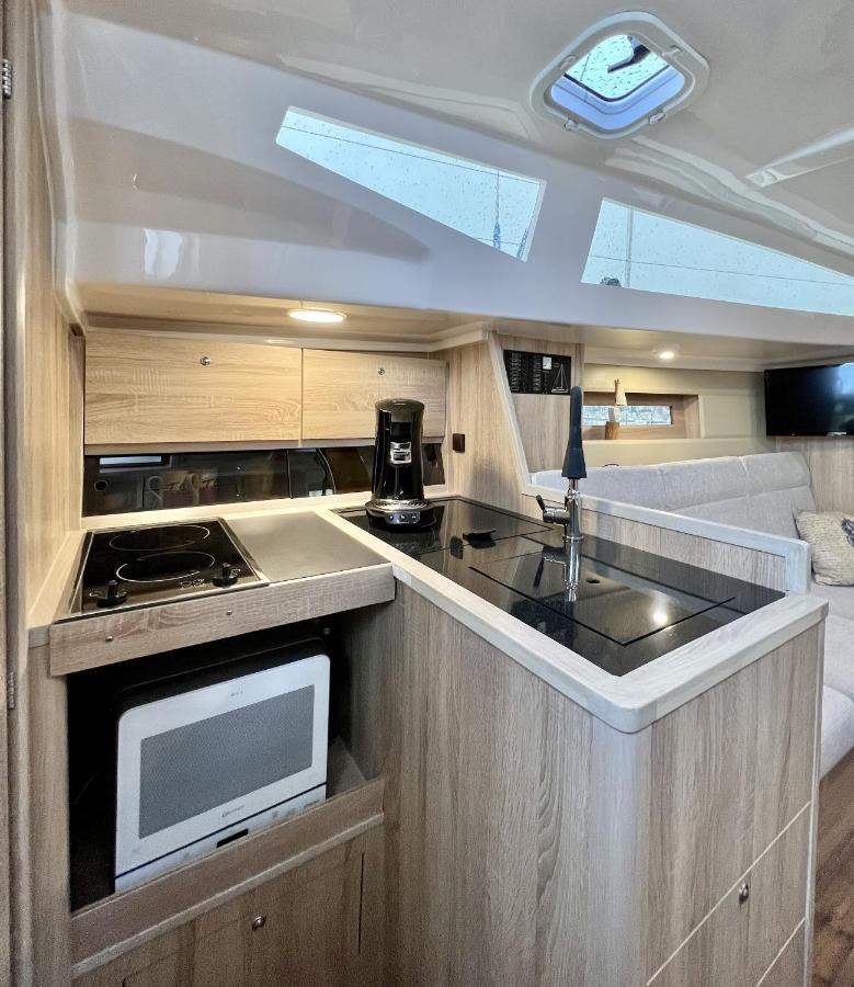 Hotel Hausboot Segelyacht Nui Burgtiefe auf Fehmarn Zewnętrze zdjęcie
