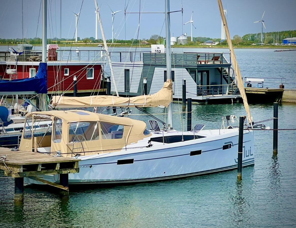 Hotel Hausboot Segelyacht Nui Burgtiefe auf Fehmarn Zewnętrze zdjęcie